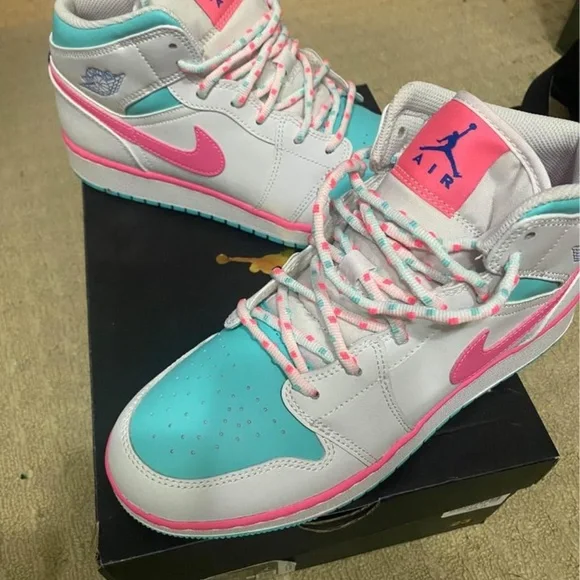 air jordan 1 mid white/digital pink - Picture 2 of 2